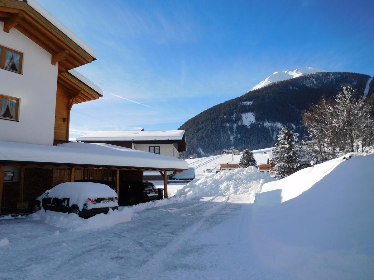 Appartamento Haus Panoramablick Kals-am Großglockner Esterno foto
