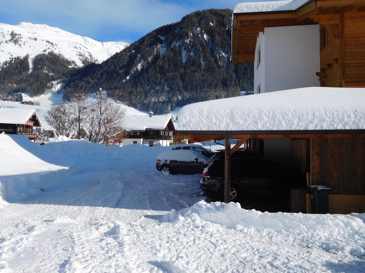 Appartamento Haus Panoramablick Kals-am Großglockner Esterno foto